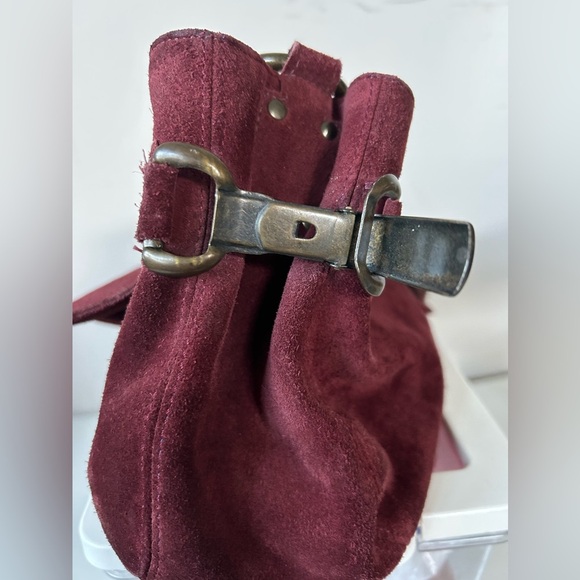 VINTAGE KOOBA SUEDE BAG, ORIGINAL HARDWARE, GORGEOUS,RICH COLOR. MINT CONDITION - Picture 8 of 15